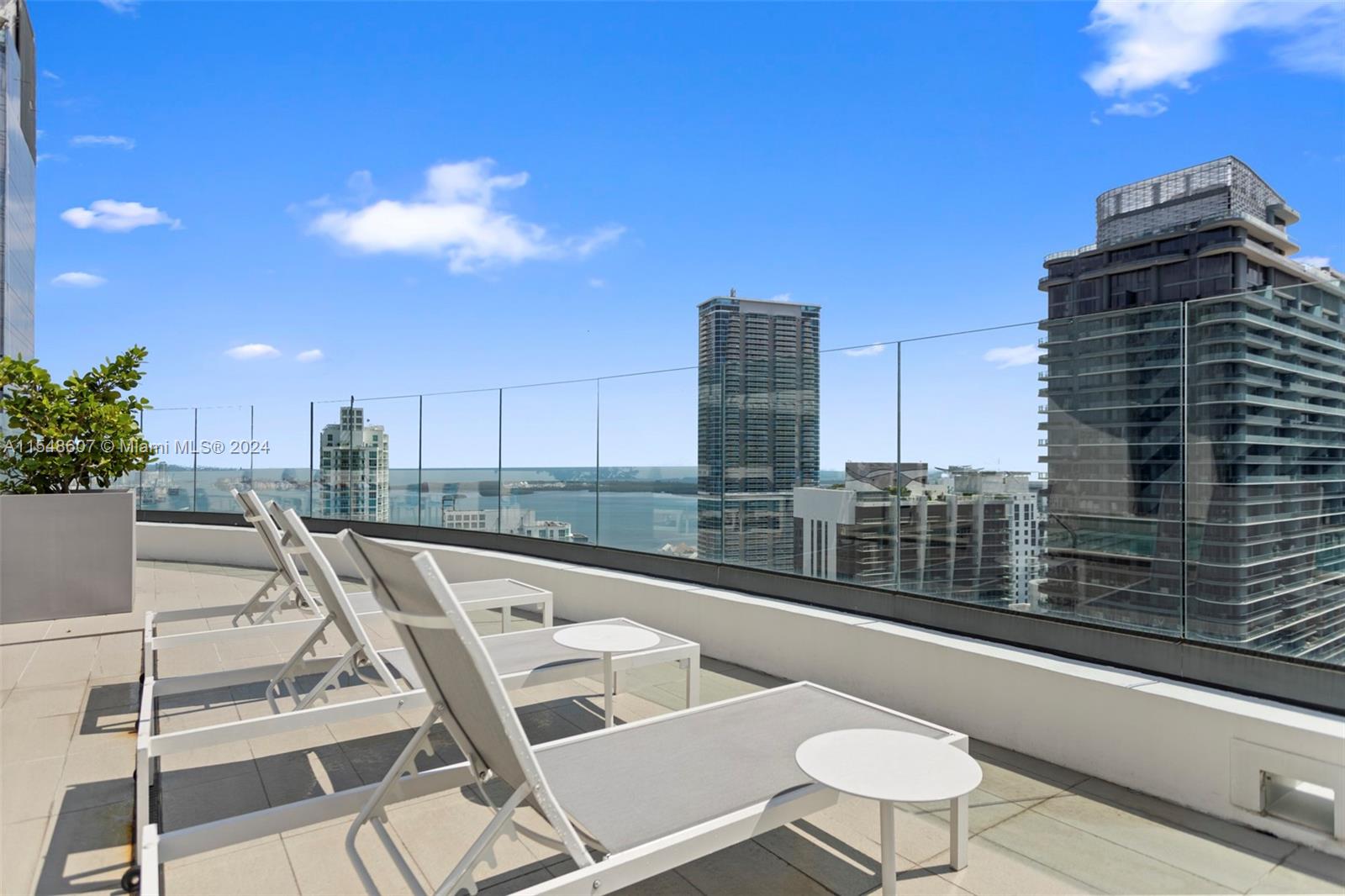 45 SW 9th St 3506, Miami, Florida 33130, 2 Bedrooms Bedrooms, ,2 BathroomsBathrooms,Residential,For Sale,45 SW 9th St 3506,A11548607