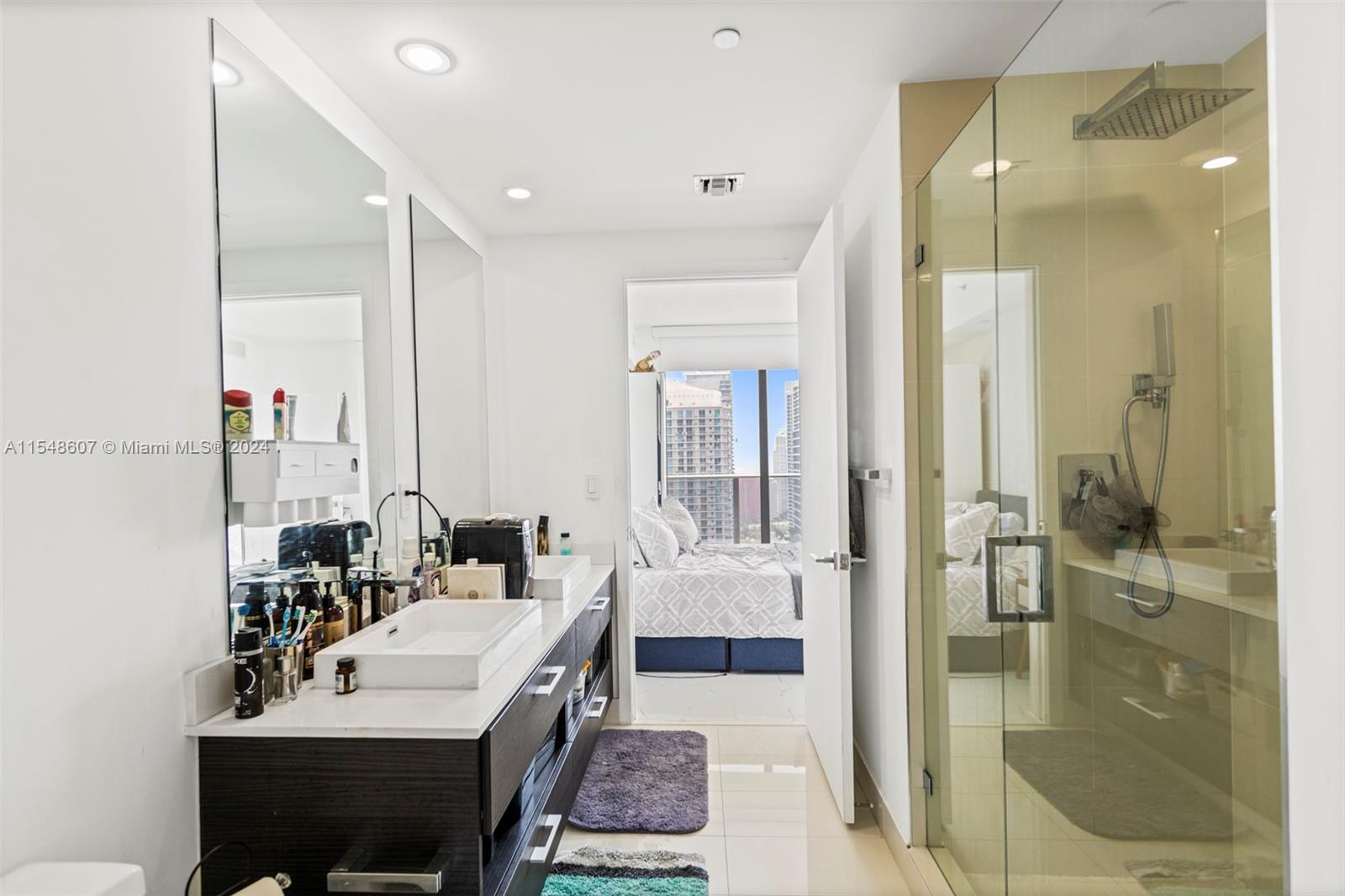 45 SW 9th St 3506, Miami, Florida 33130, 2 Bedrooms Bedrooms, ,2 BathroomsBathrooms,Residential,For Sale,45 SW 9th St 3506,A11548607