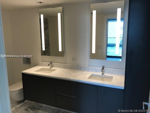 1451 Brickell Ave, Miami, FL, 33131 United States, 1 Bedroom Bedrooms, ,1 BathroomBathrooms,Residential,For Sale,Brickell Ave,A11548743