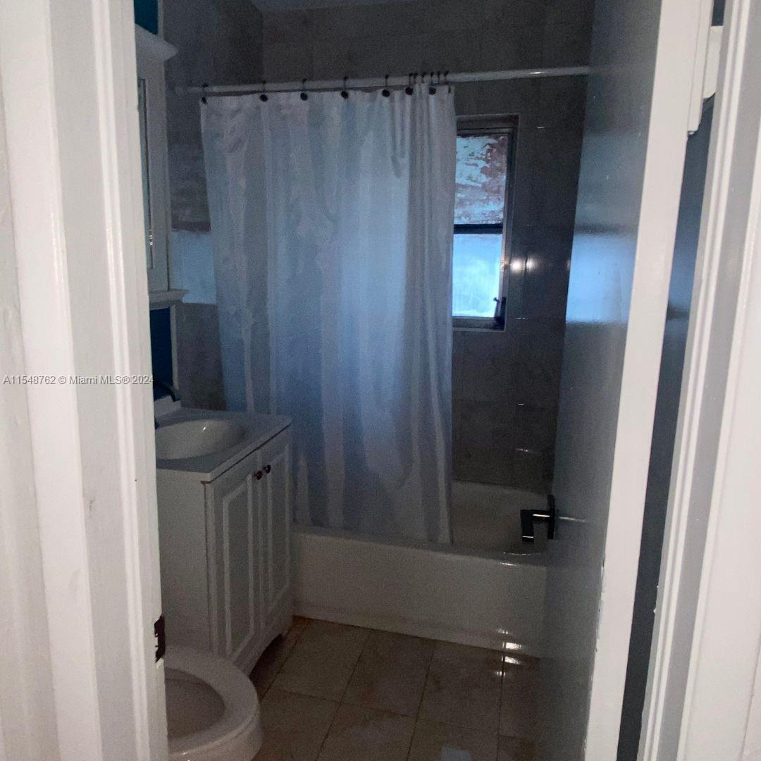 1019 63rd Ave, Hollywood, FL, 33024 United States, 2 Bedrooms Bedrooms, ,1 BathroomBathrooms,Residential,For Sale,63rd Ave,A11548762