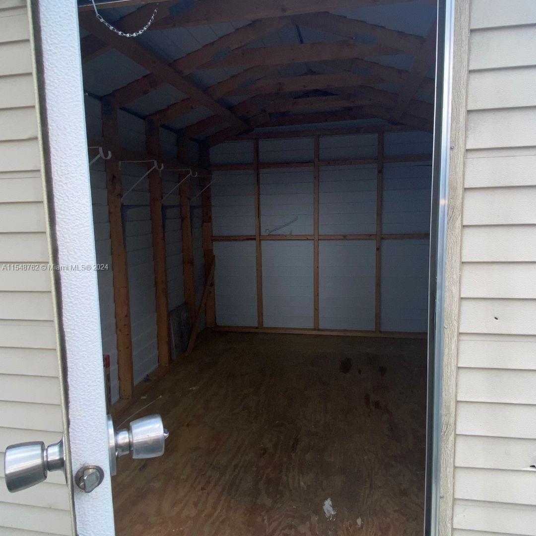 New Shed included in purchase