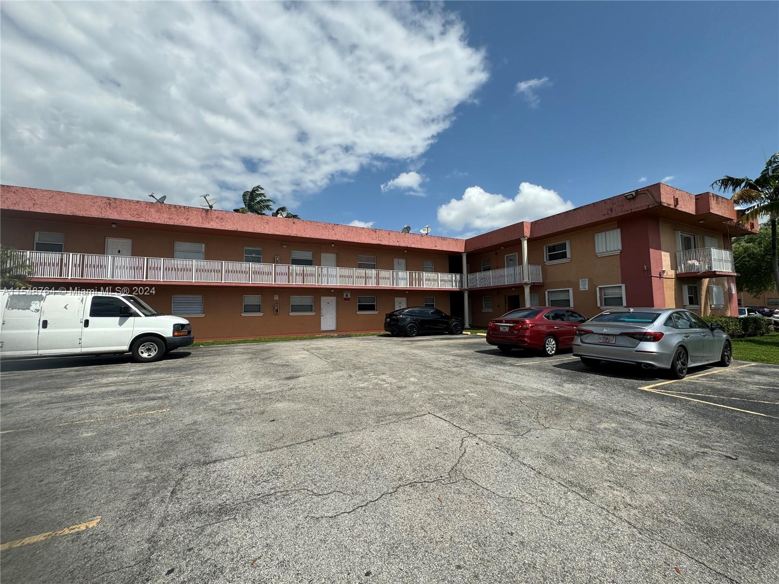 1265 W 24th St 218, Hialeah, Florida 33010, 1 Bedroom Bedrooms, ,1 BathroomBathrooms,Residential,For Sale,1265 W 24th St 218,A11548764