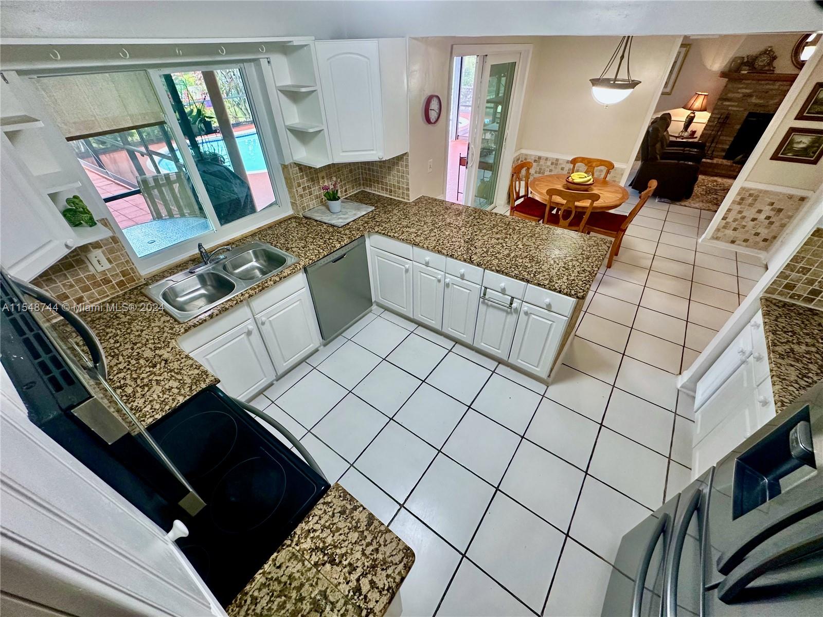 6101 Falconsgate Ave, Davie, Florida 33331, 3 Bedrooms Bedrooms, 7 Rooms Rooms,2 BathroomsBathrooms,Residential,For Sale,6101 Falconsgate Ave,A11548744