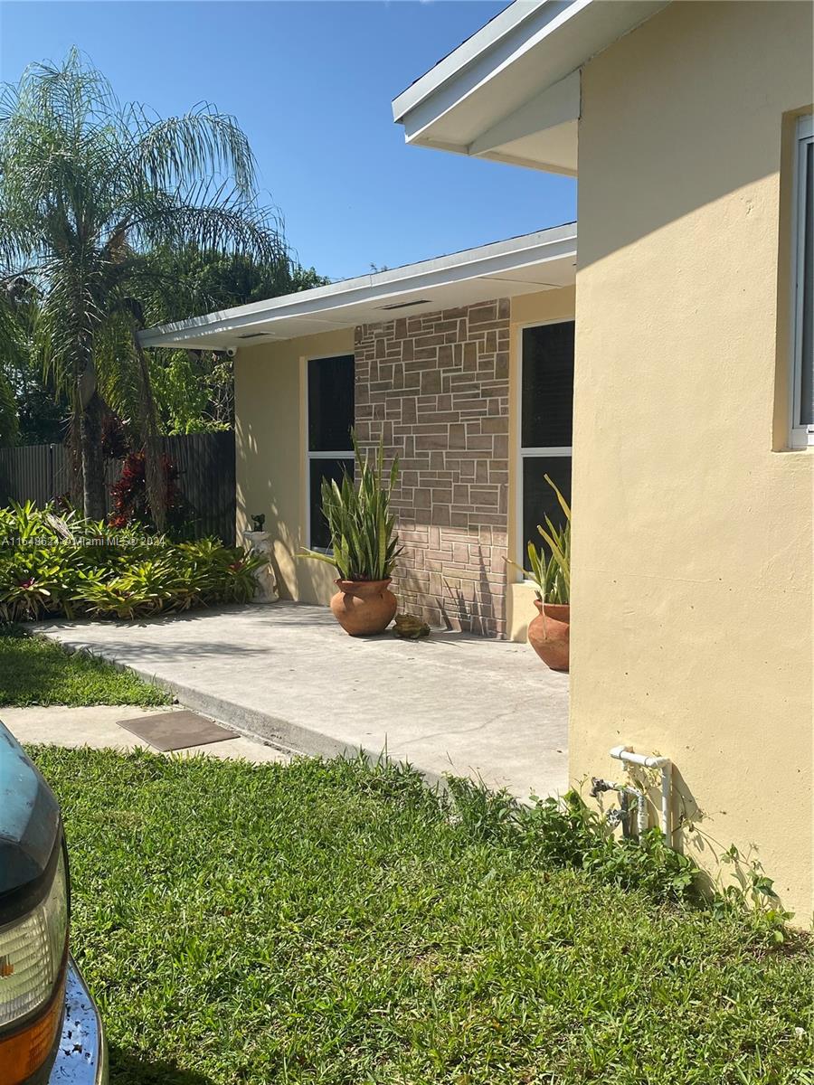 17225 302nd St, Homestead, FL, 33030 United States, 3 Bedrooms Bedrooms, ,2 BathroomsBathrooms,Residential,For Sale,302nd St,A11548624