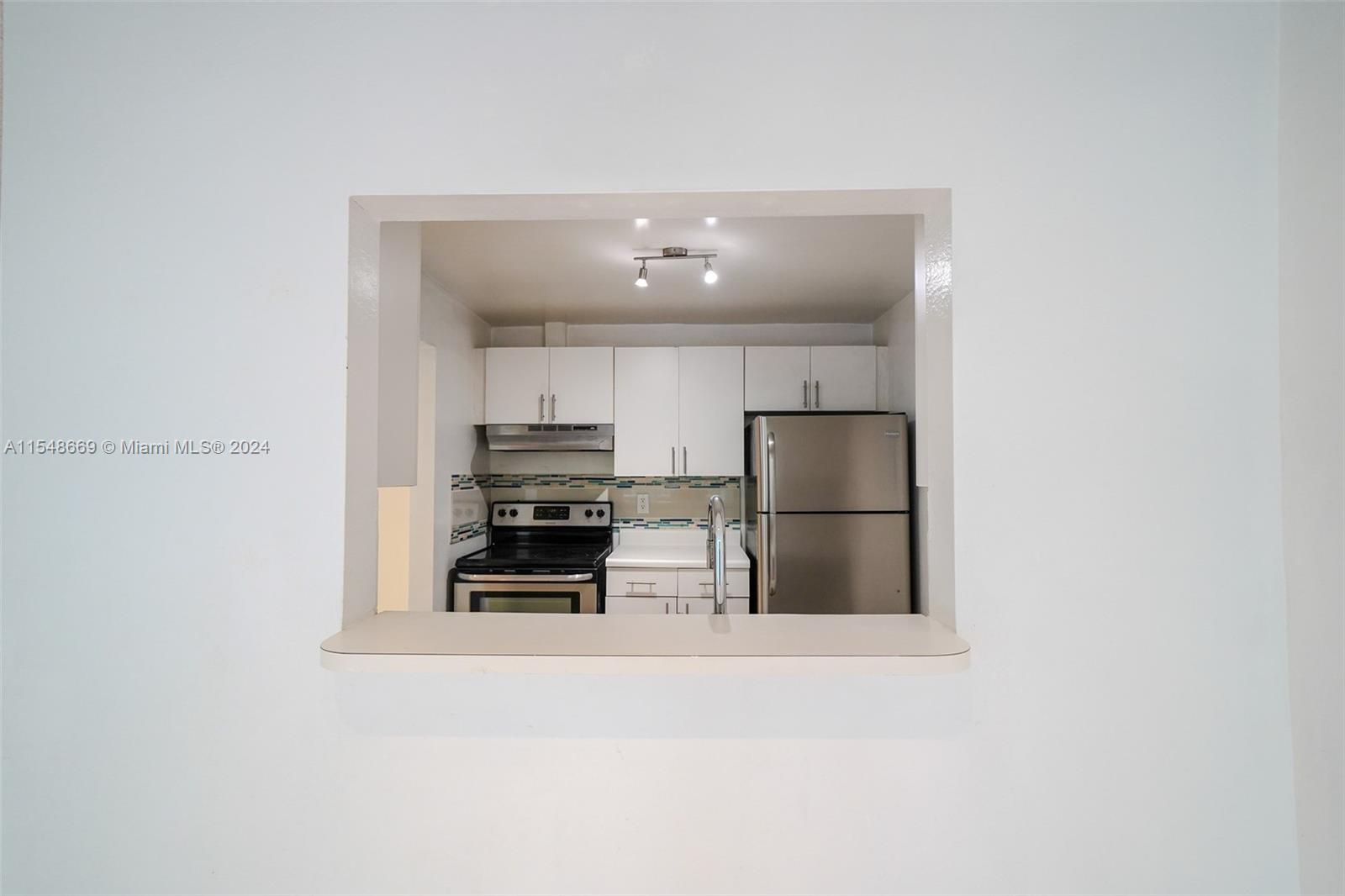 2160 SW 16th Ave 317, Miami, Florida 33145, 1 Bedroom Bedrooms, ,1 BathroomBathrooms,Residential,For Sale,2160 SW 16th Ave 317,A11548669