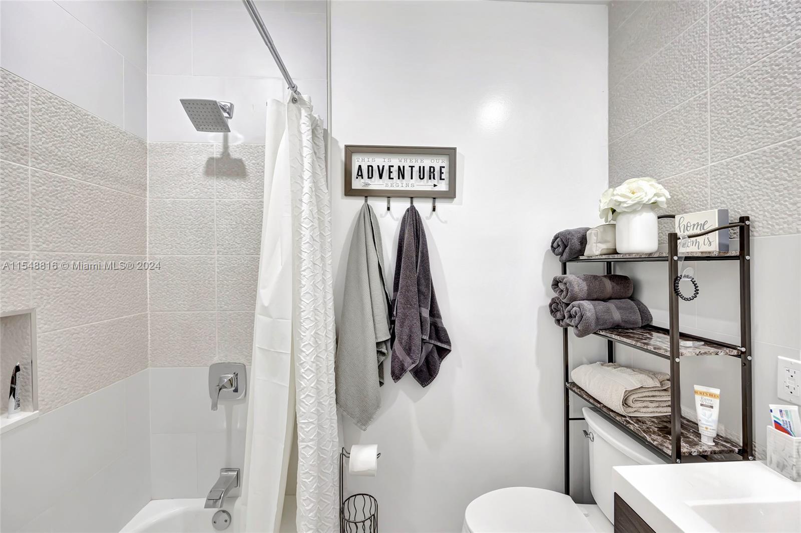 960 NE 74th St, Miami, Florida 33138, 3 Bedrooms Bedrooms, ,2 BathroomsBathrooms,Residential,For Sale,960 NE 74th St,A11548816