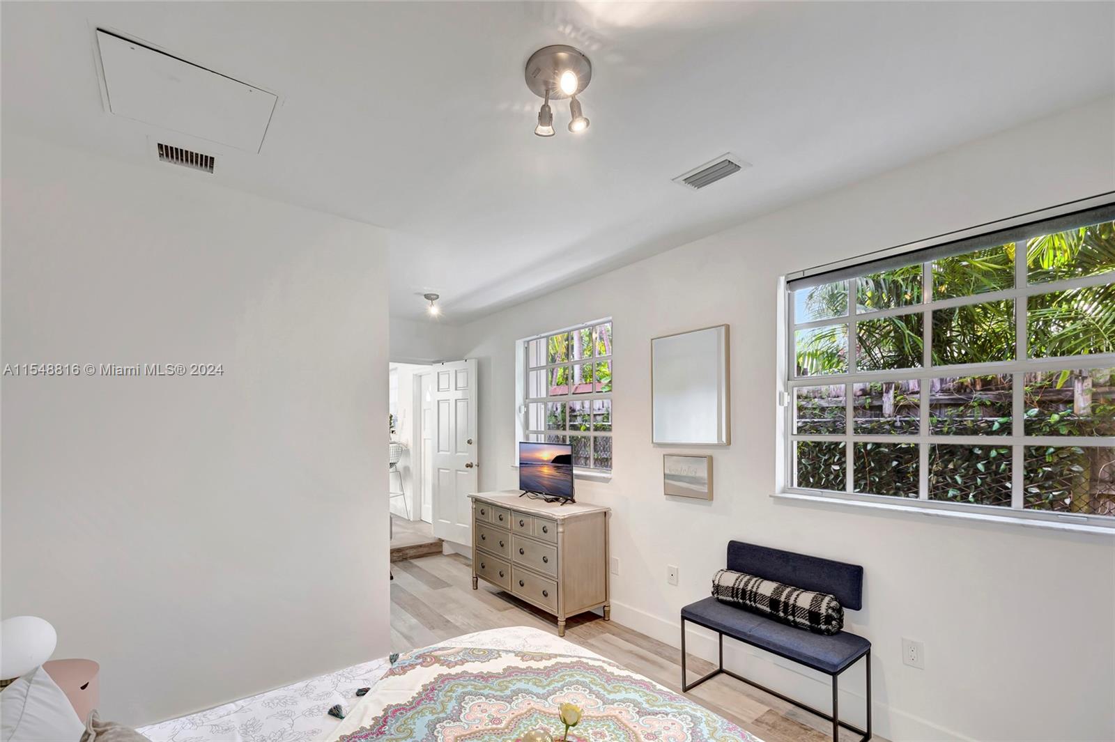 960 NE 74th St, Miami, Florida 33138, 3 Bedrooms Bedrooms, ,2 BathroomsBathrooms,Residential,For Sale,960 NE 74th St,A11548816