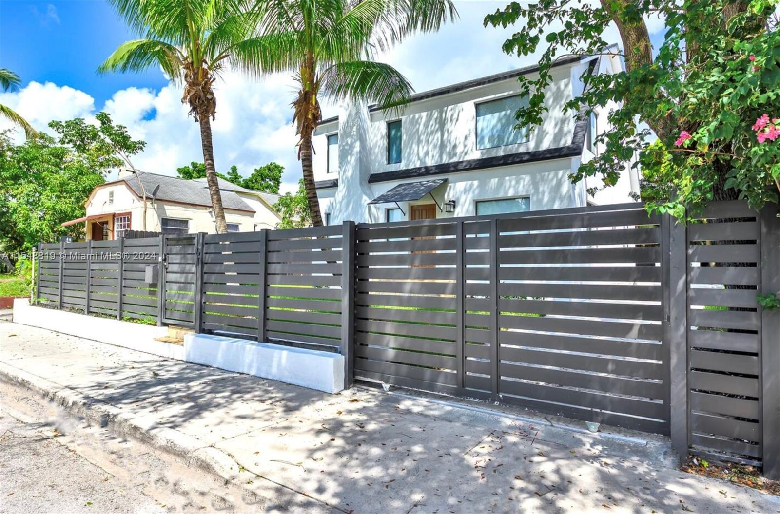 61 NE 50 TE, Miami, Florida 33137, 4 Bedrooms Bedrooms, ,3 BathroomsBathrooms,Residential,For Sale,61 NE 50 TE,A11548819