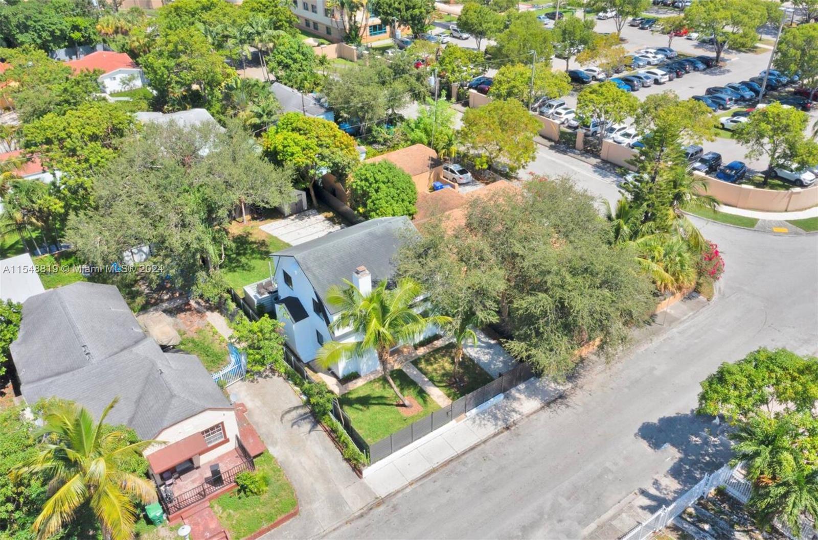 61 NE 50 TE, Miami, Florida 33137, 4 Bedrooms Bedrooms, ,3 BathroomsBathrooms,Residential,For Sale,61 NE 50 TE,A11548819