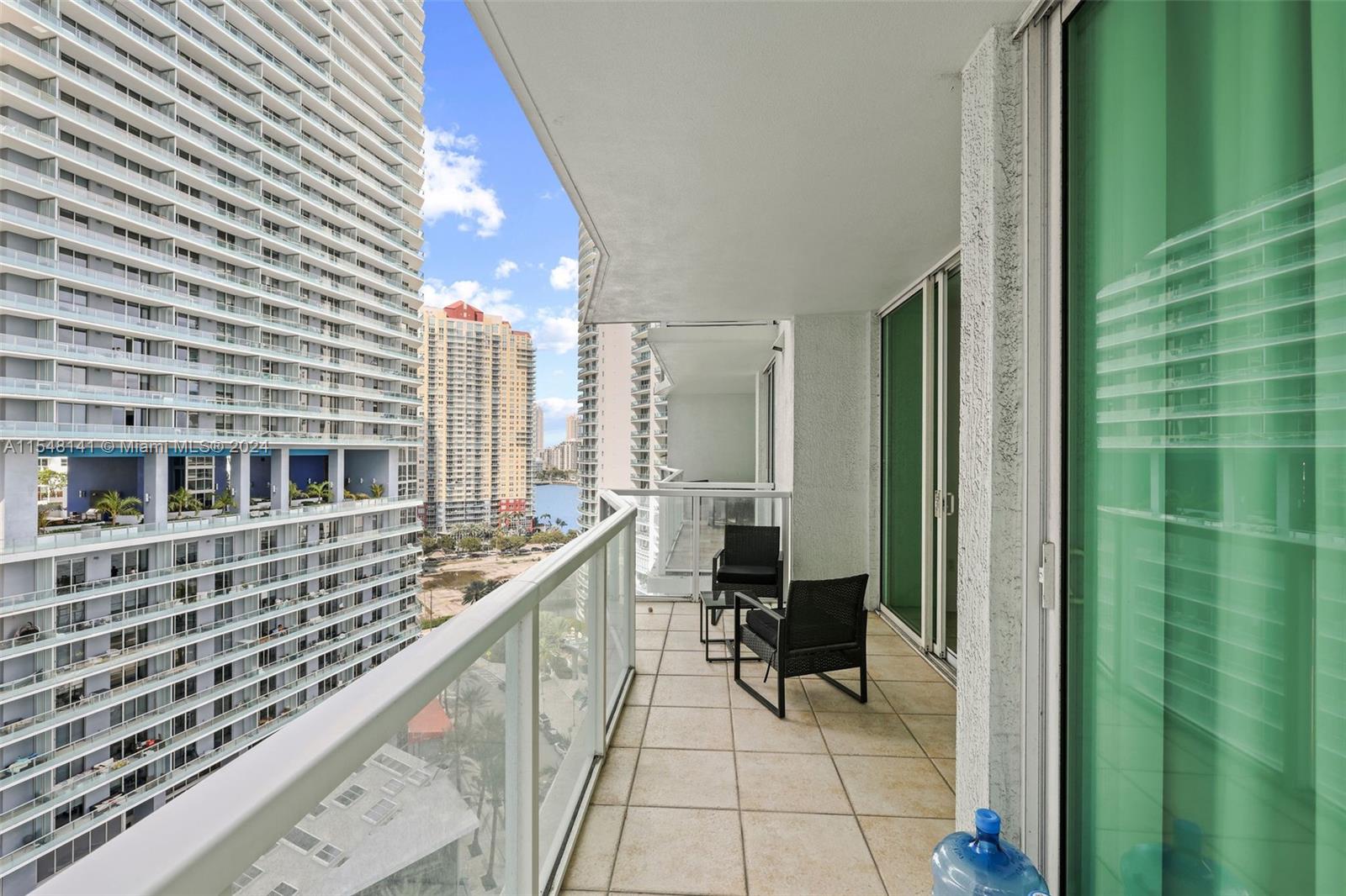 218 14th St, Miami, FL, 33131 United States, 1 Bedroom Bedrooms, ,1 BathroomBathrooms,Residential,For Sale,14th St,A11548141