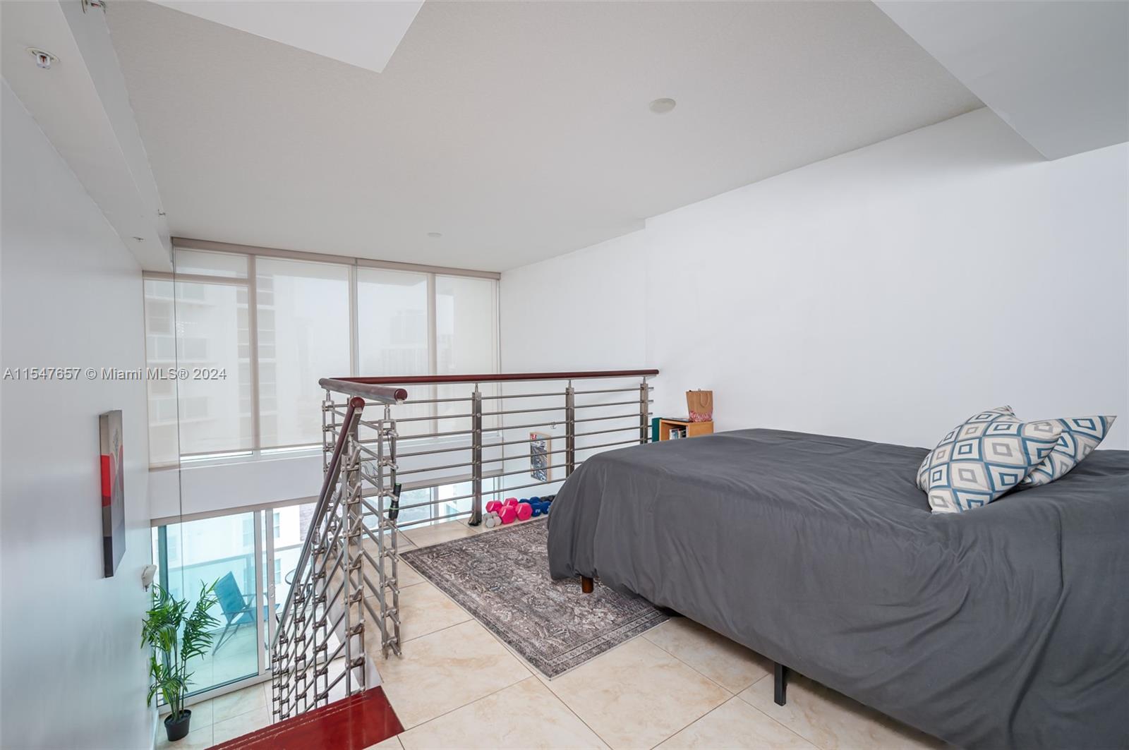 41 SE 5th St 1815, Miami, Florida 33131, 1 Bedroom Bedrooms, 1 Room Rooms,1 BathroomBathrooms,Residential,For Sale,41 SE 5th St 1815,A11547657