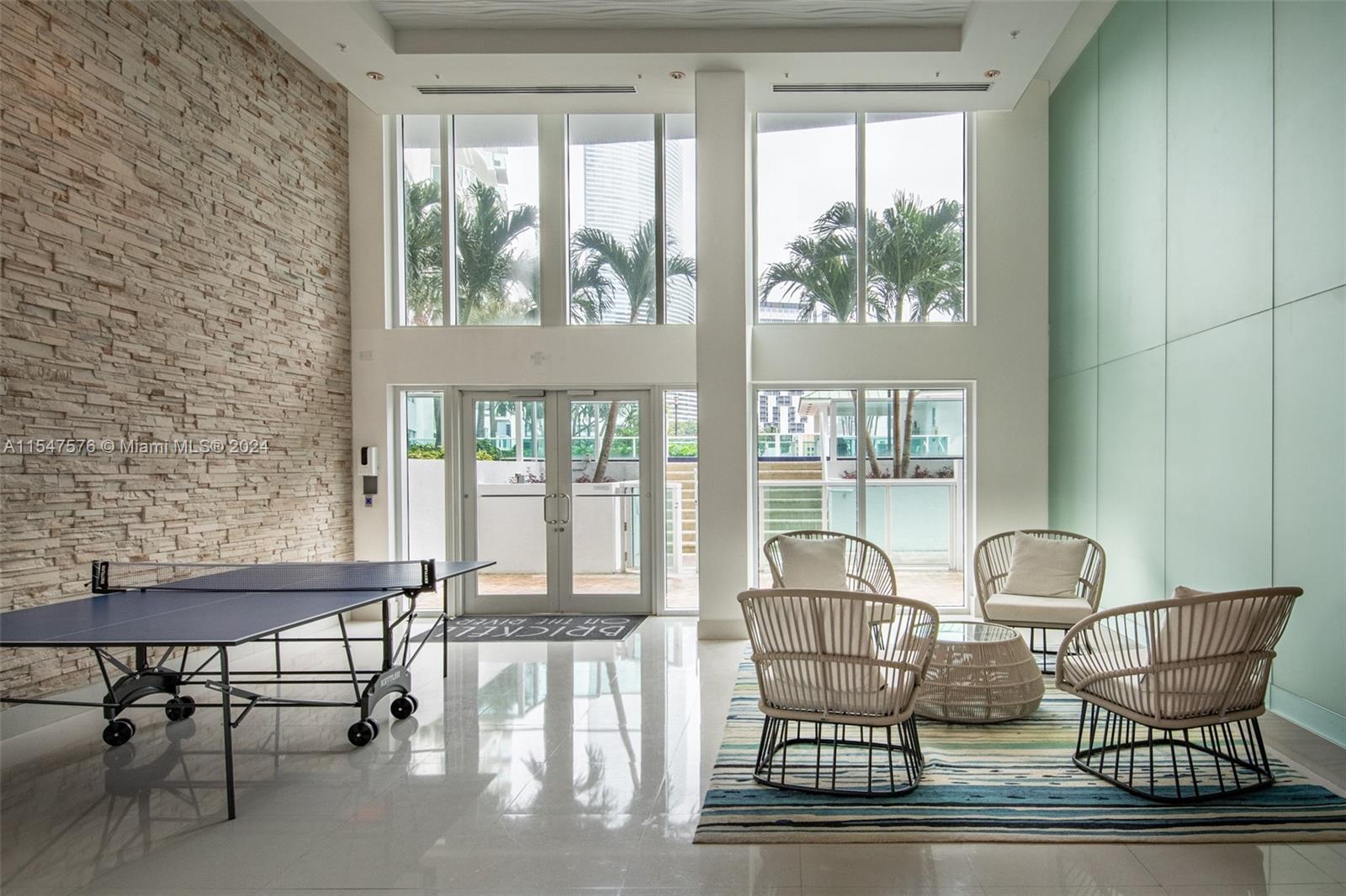 41 SE 5th St 2006, Miami, Florida 33131, 1 Bedroom Bedrooms, ,1 BathroomBathrooms,Residential,For Sale,41 SE 5th St 2006,A11547576