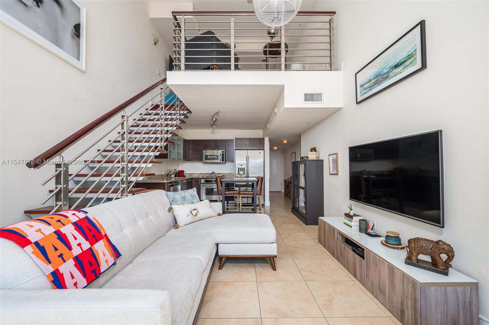 41 SE 5th St 2006, Miami, Florida 33131, 1 Bedroom Bedrooms, ,1 BathroomBathrooms,Residential,For Sale,41 SE 5th St 2006,A11547576