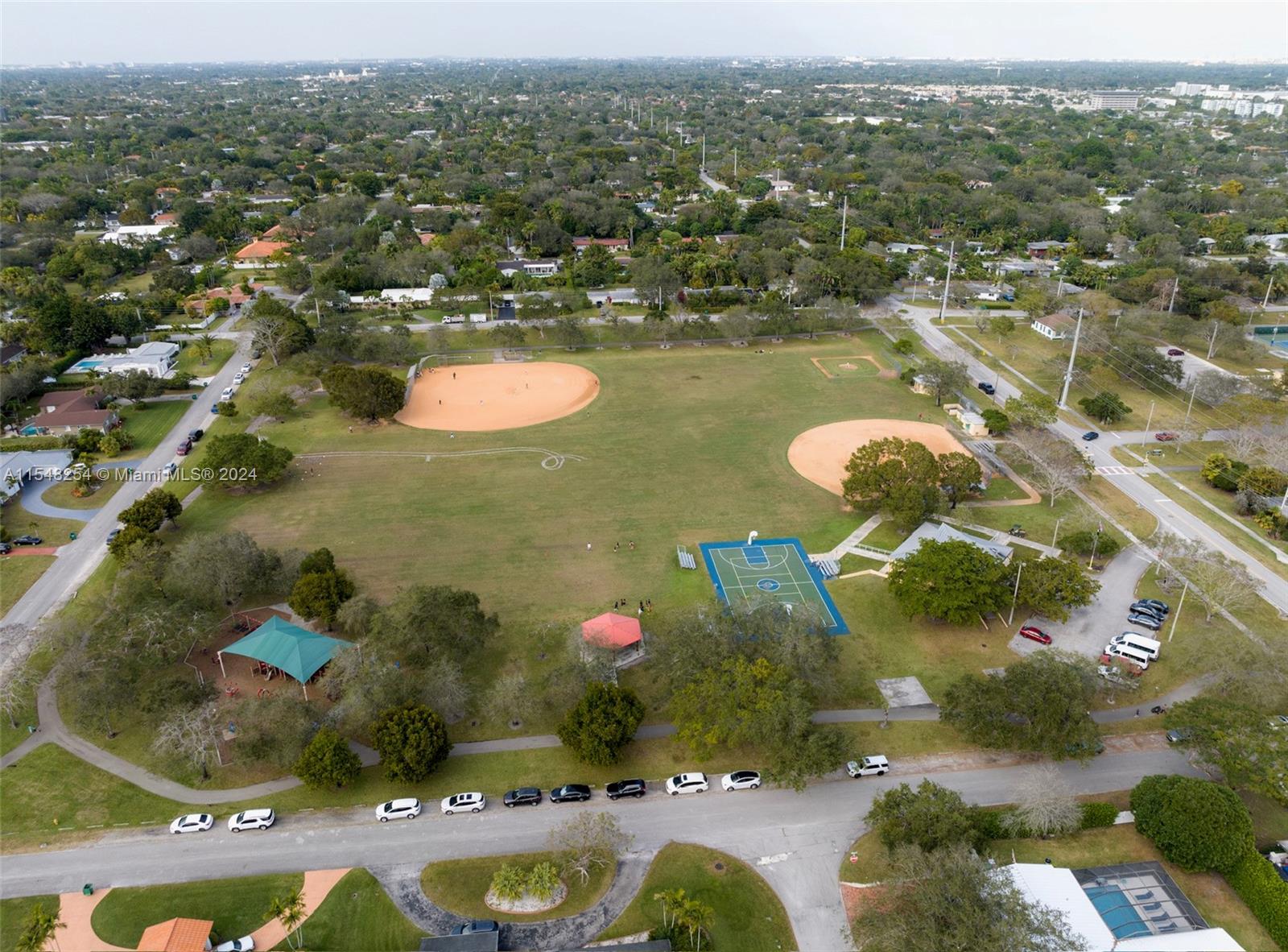 8240 103rd St, Miami, FL, 33156 United States, 5 Bedrooms Bedrooms, ,5 BathroomsBathrooms,Residential,For Sale,103rd St,A11548254