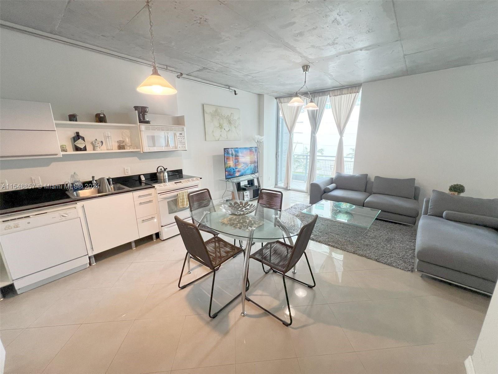 690 SW 1st Ct 1032, Miami, Florida 33130, 1 Bedroom Bedrooms, ,1 BathroomBathrooms,Residential,For Sale,690 SW 1st Ct 1032,A11548857