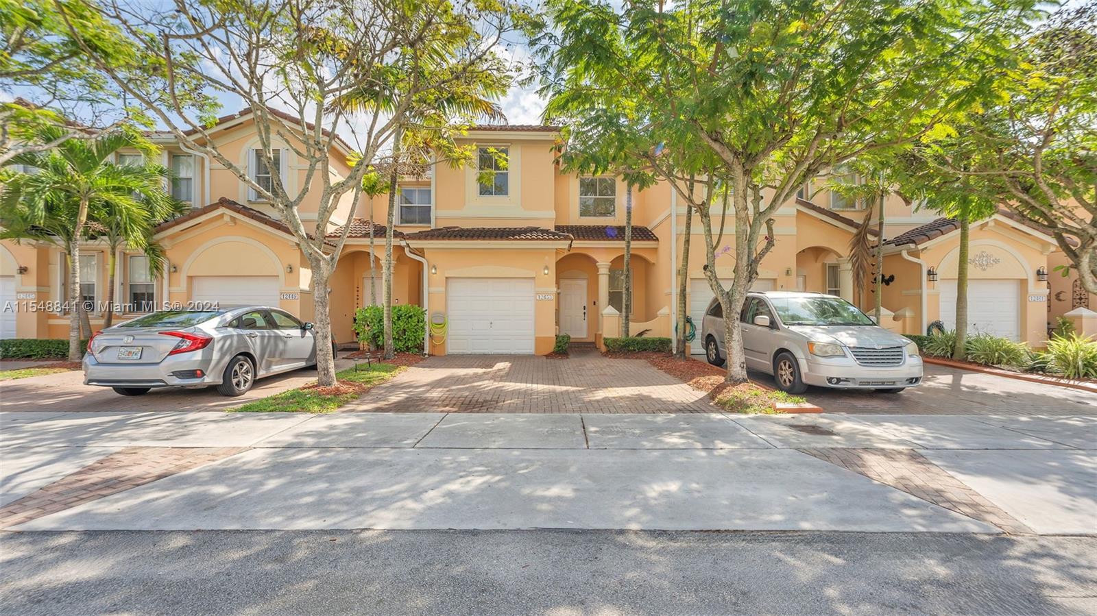 12453 SW 125th Ct  For Sale A11548841, FL
