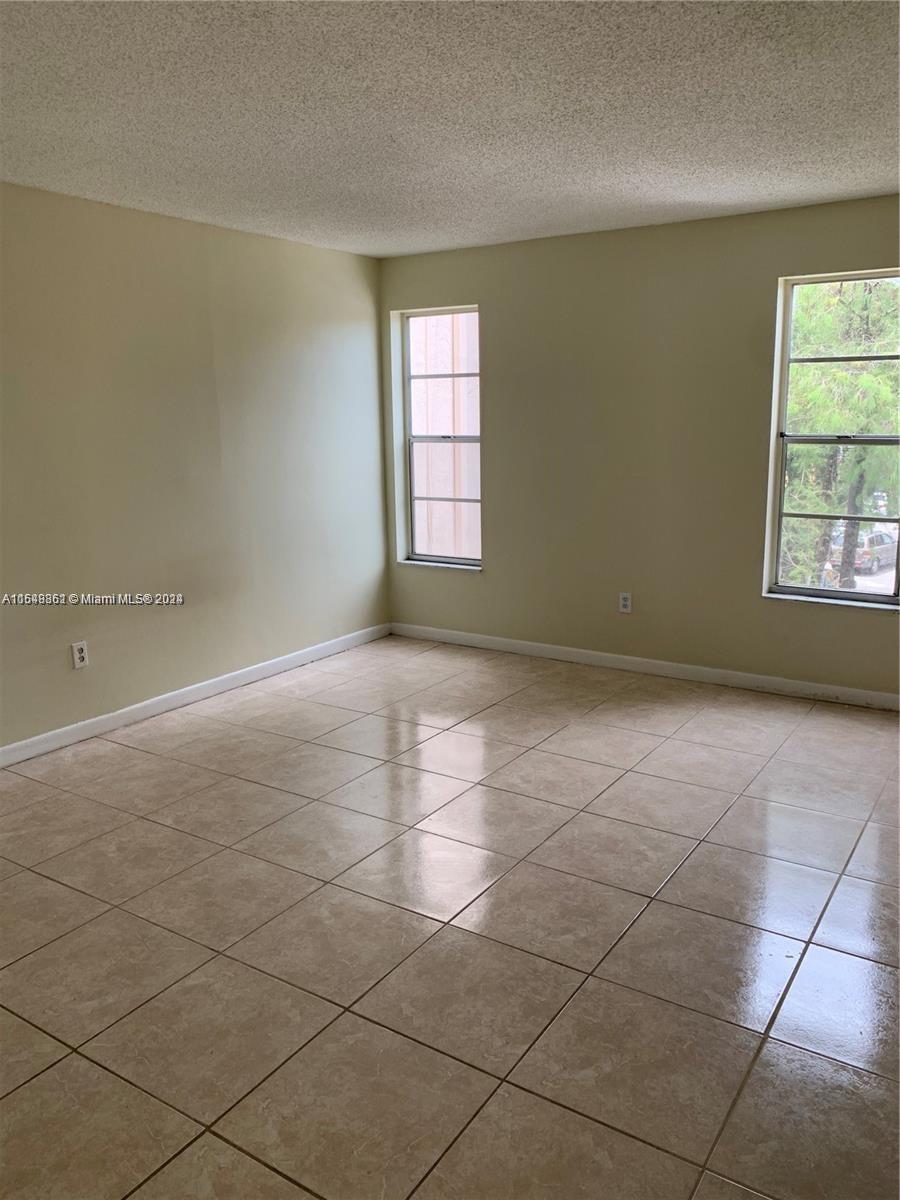 2800 56th Ave, Lauderhill, FL, 33313 United States, 1 Bedroom Bedrooms, ,1 BathroomBathrooms,Residential,For Sale,56th Ave,A11548861