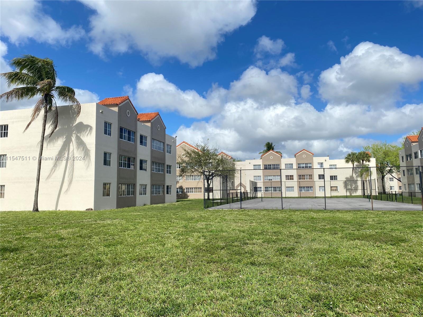 6045 NW 186th St 117, Hialeah, Florida 33015, 2 Bedrooms Bedrooms, ,2 BathroomsBathrooms,Residential,For Sale,6045 NW 186th St 117,A11547511