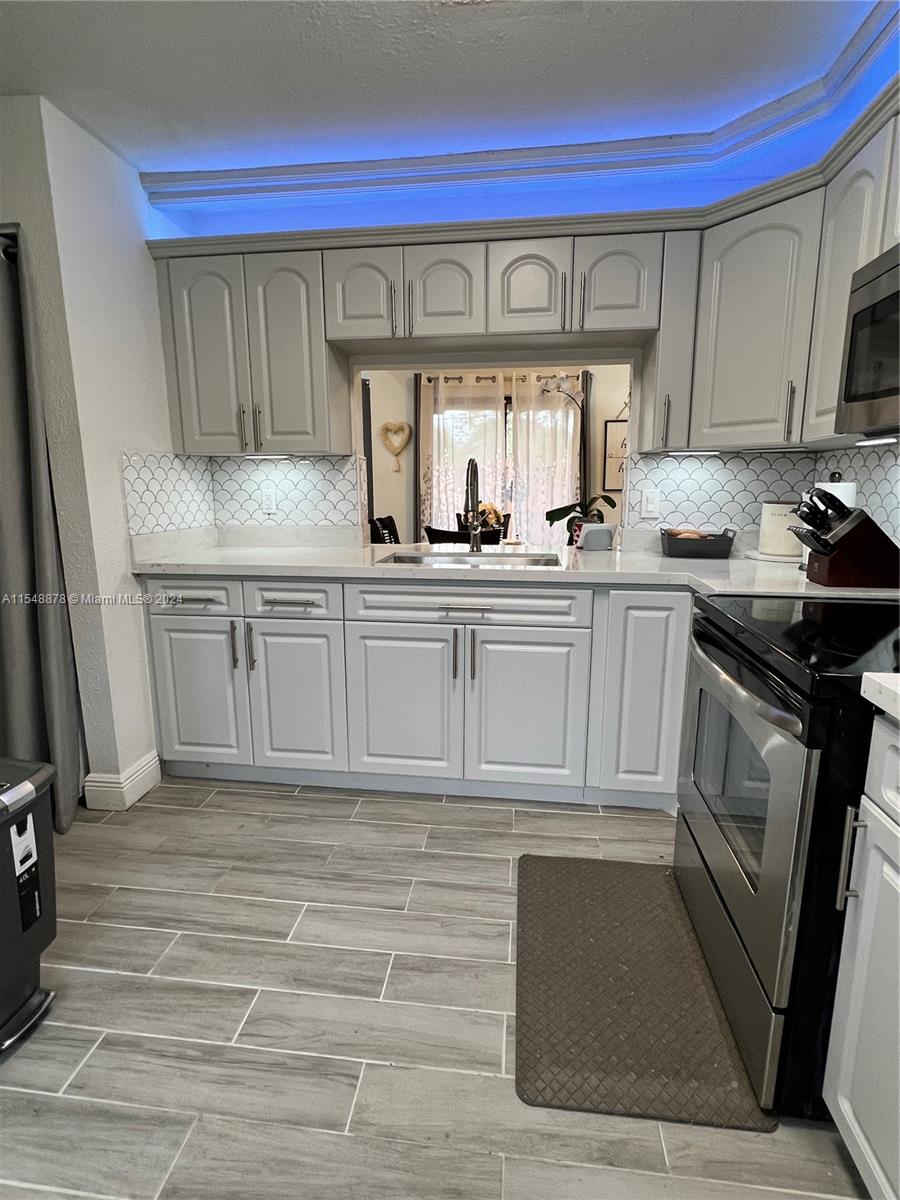 17274 NW 60th Ct, Hialeah, Florida 33015, 2 Bedrooms Bedrooms, ,2 BathroomsBathrooms,Residential,For Sale,17274 NW 60th Ct,A11548878