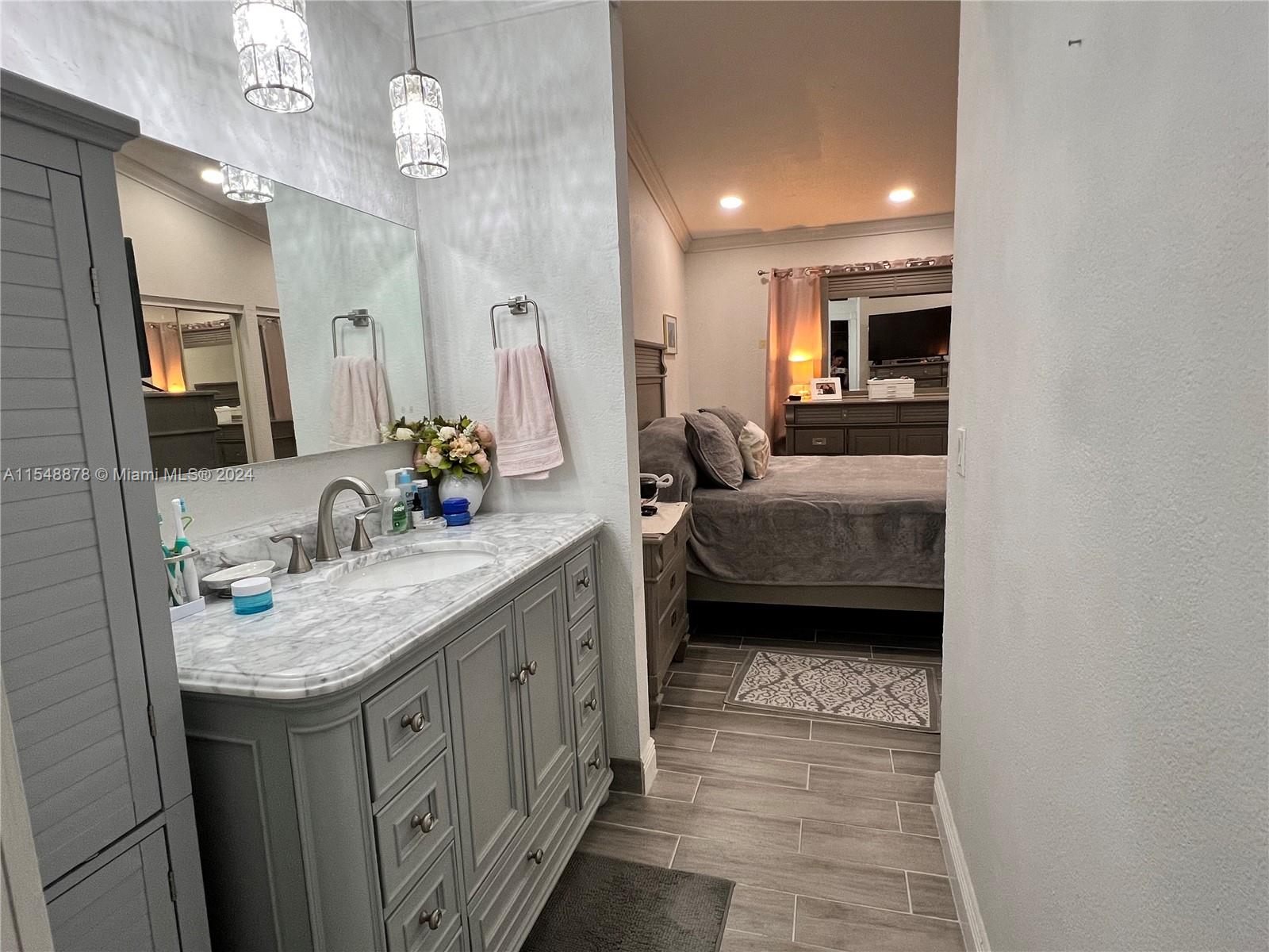 17274 NW 60th Ct, Hialeah, Florida 33015, 2 Bedrooms Bedrooms, ,2 BathroomsBathrooms,Residential,For Sale,17274 NW 60th Ct,A11548878