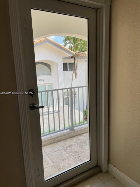 3080 Bird Ave 5, Miami, Florida 33133, 2 Bedrooms Bedrooms, ,2 BathroomsBathrooms,Residentiallease,For Rent,3080 Bird Ave 5,A11548886
