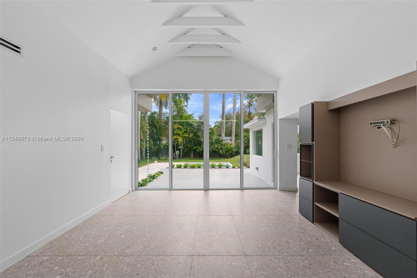 8633 NE Miami Ct, El Portal, Florida 33138, 4 Bedrooms Bedrooms, ,3 BathroomsBathrooms,Residential,For Sale,8633 NE Miami Ct,A11548873