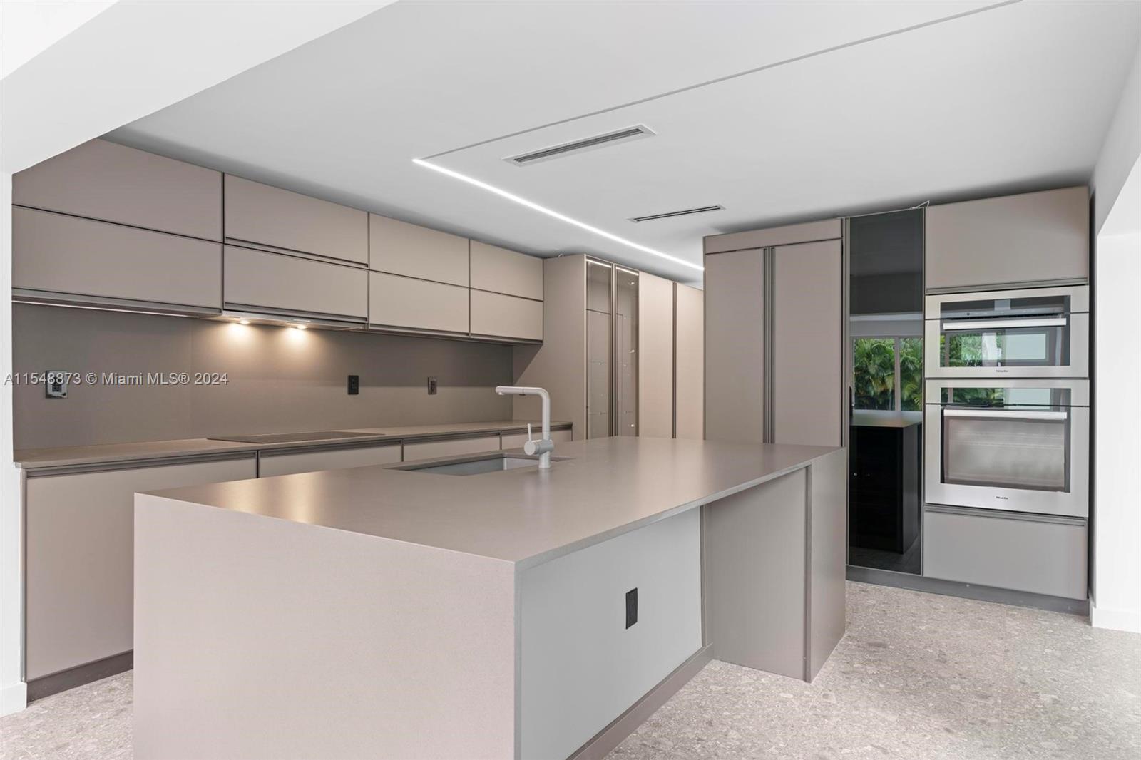 8633 NE Miami Ct, El Portal, Florida 33138, 4 Bedrooms Bedrooms, ,3 BathroomsBathrooms,Residential,For Sale,8633 NE Miami Ct,A11548873