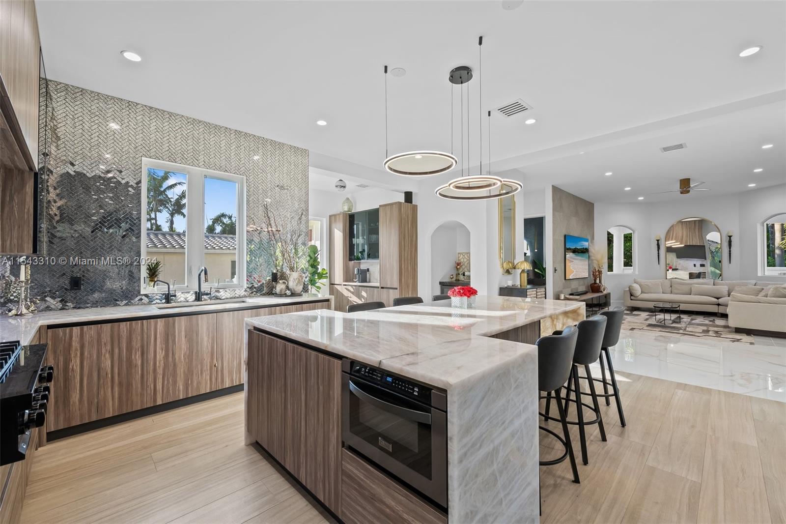 1333 Madison St, Hollywood, Florida 33019, 3 Bedrooms Bedrooms, ,2 BathroomsBathrooms,Residential,For Sale,1333 Madison St,A11543310