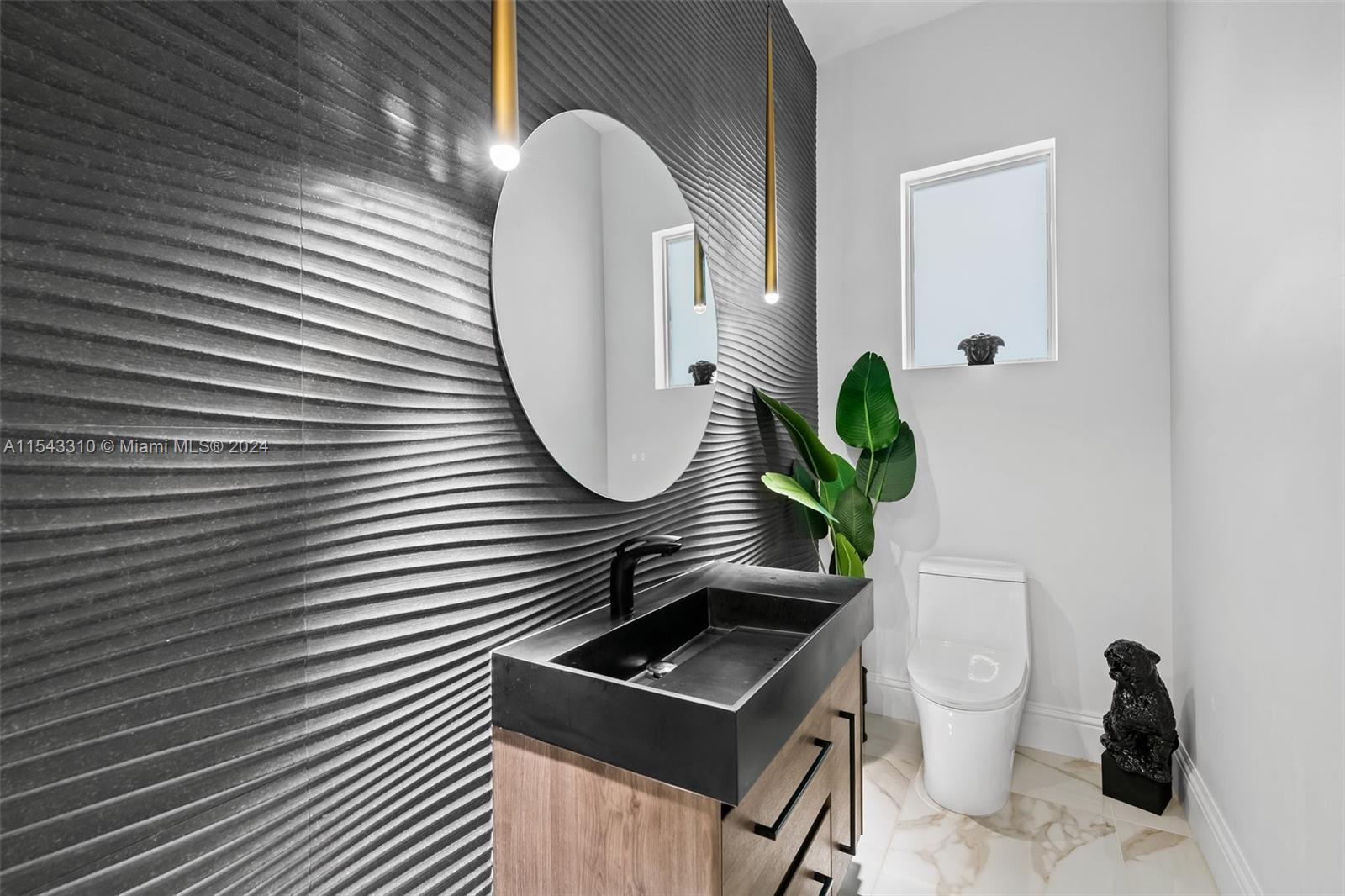 1333 Madison St, Hollywood, Florida 33019, 3 Bedrooms Bedrooms, ,2 BathroomsBathrooms,Residential,For Sale,1333 Madison St,A11543310