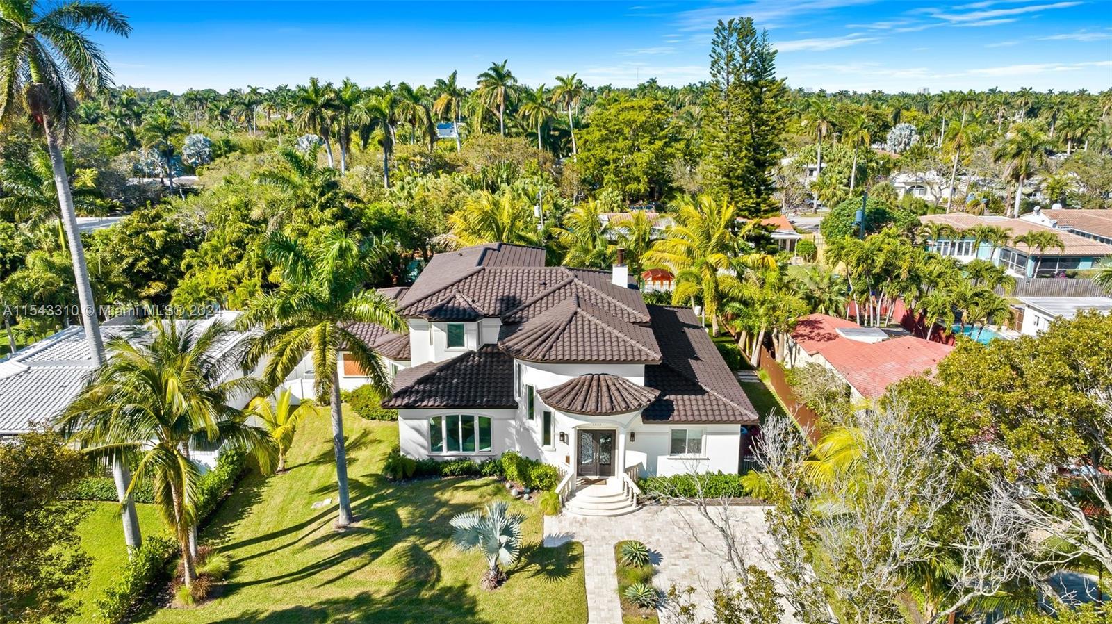 1333 Madison St, Hollywood, Florida 33019, 3 Bedrooms Bedrooms, ,2 BathroomsBathrooms,Residential,For Sale,1333 Madison St,A11543310