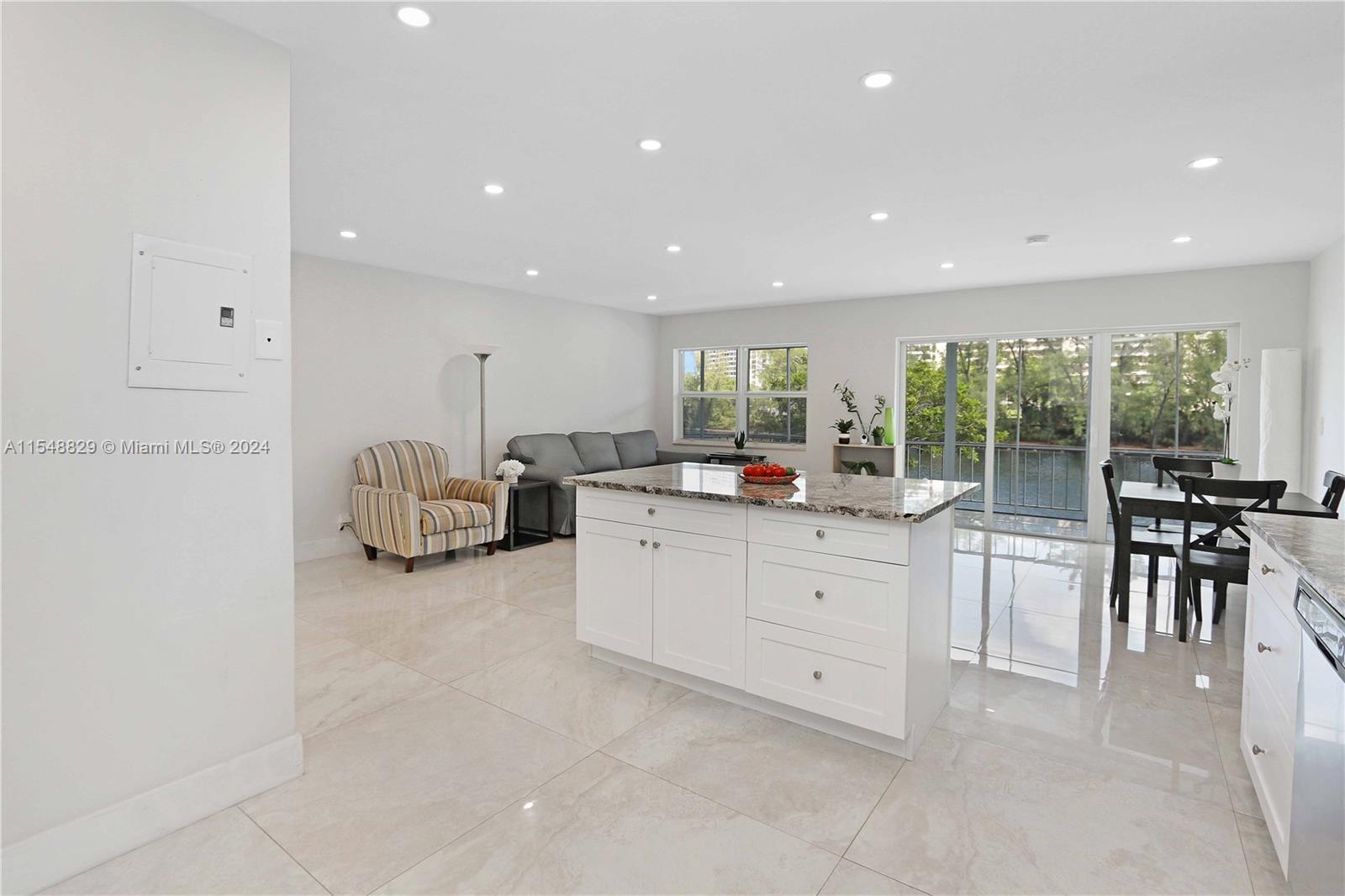 300 Diplomat Pkwy 204, Hallandale Beach, Florida 33009, 2 Bedrooms Bedrooms, ,2 BathroomsBathrooms,Residential,For Sale,300 Diplomat Pkwy 204,A11548829