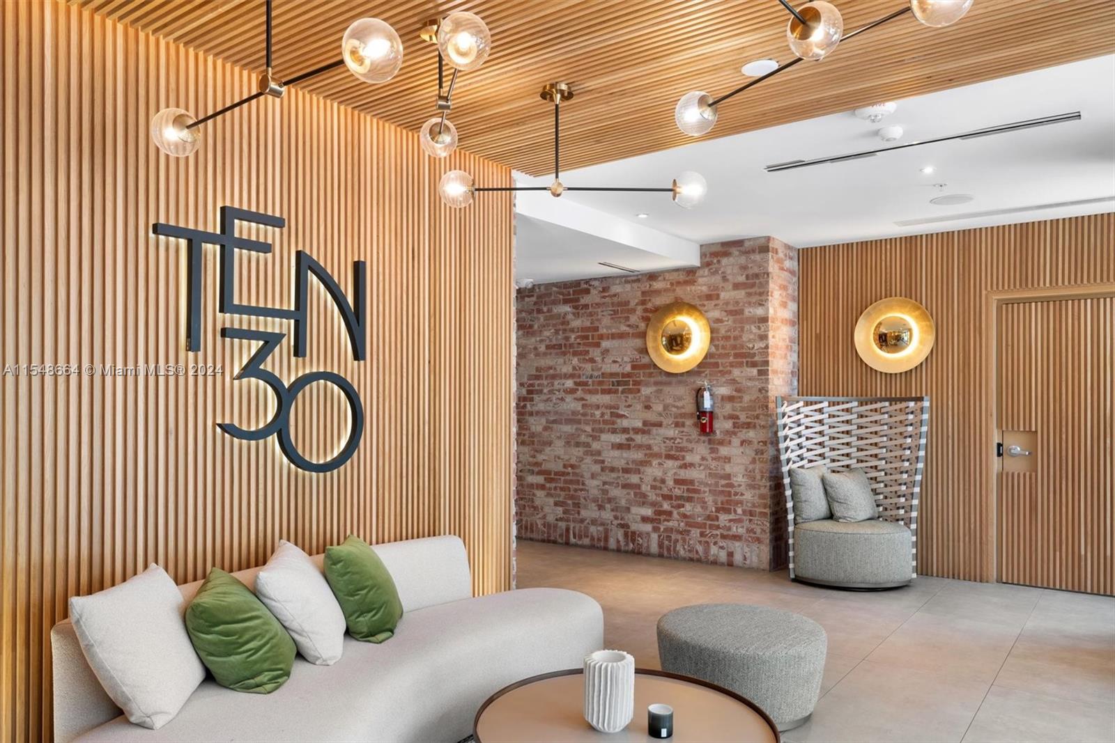 1030 15th St 300, Miami Beach, Florida 33139, 1 Bedroom Bedrooms, ,1 BathroomBathrooms,Residentiallease,For Rent,1030 15th St 300,A11548664