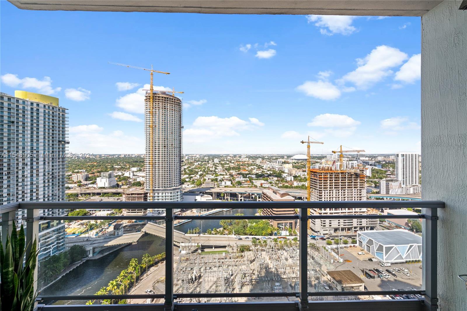 92 SW 3rd St 3409, Miami, Florida 33130, 1 Bedroom Bedrooms, ,1 BathroomBathrooms,Residential,For Sale,92 SW 3rd St 3409,A11548905