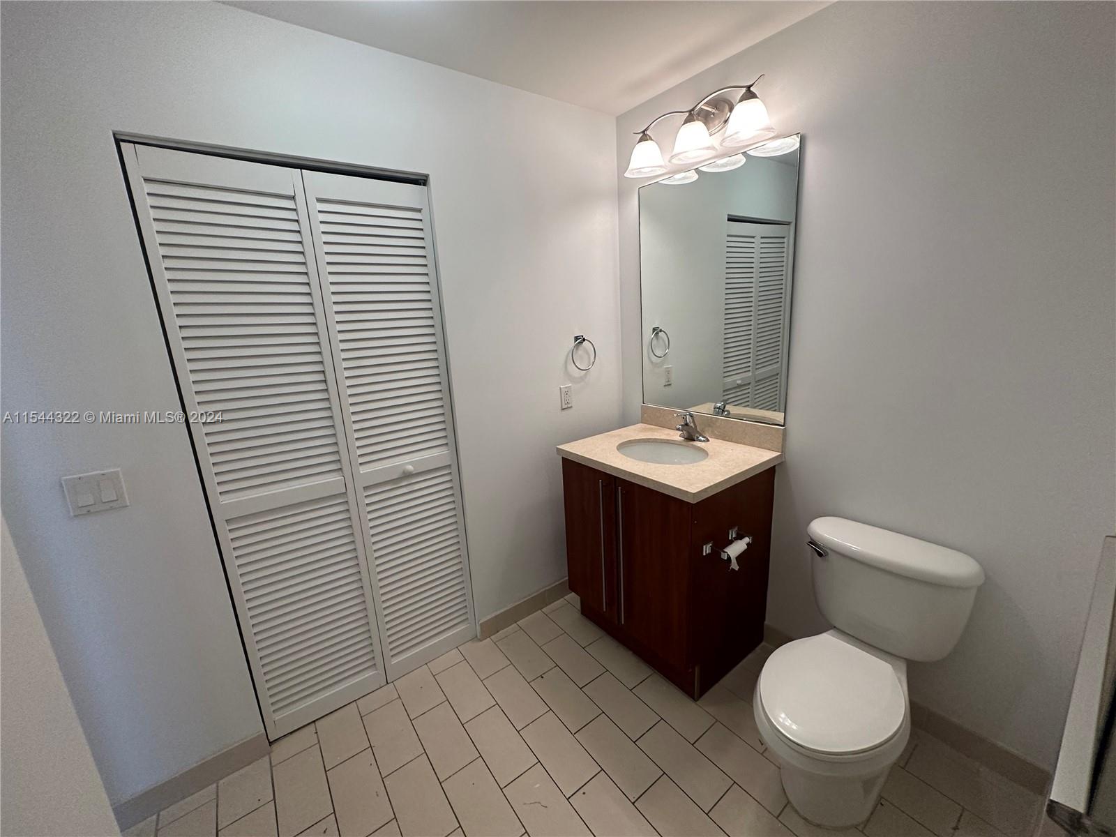 79 12th St, Miami, FL, 33130 United States, 2 Bedrooms Bedrooms, ,2 BathroomsBathrooms,Residential,For Sale,12th St,A11544322