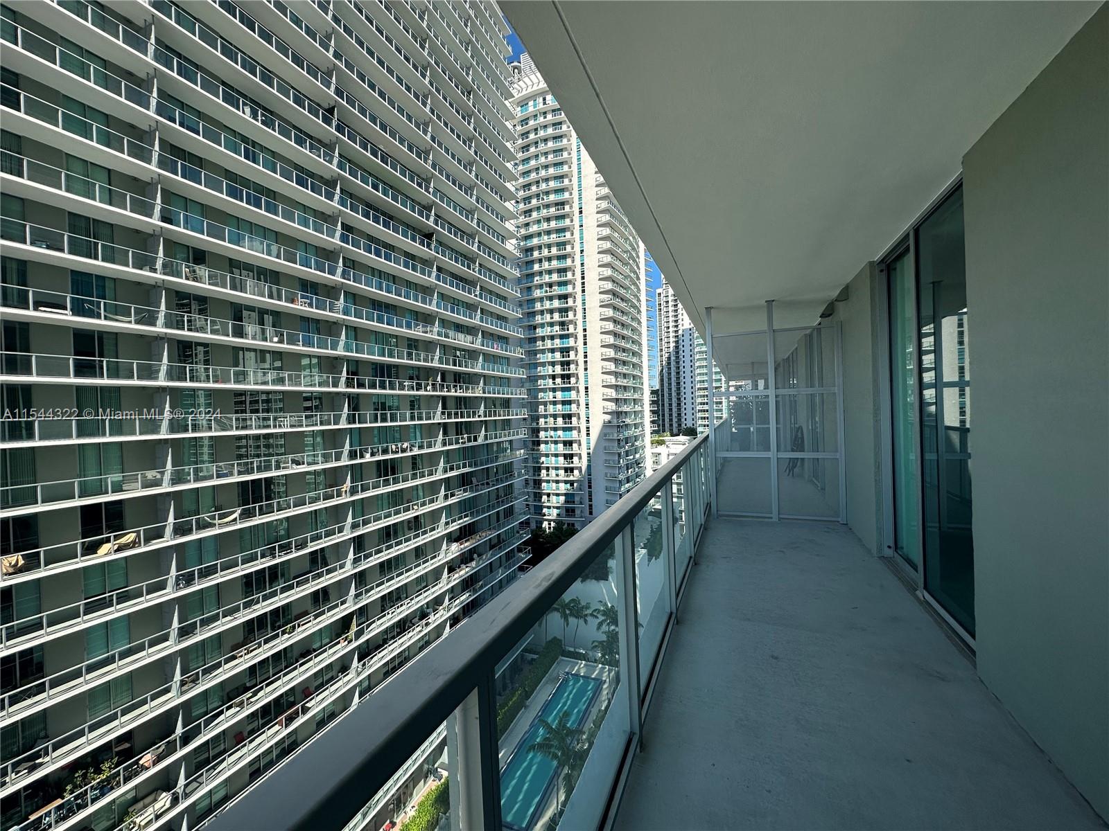 79 12th St, Miami, FL, 33130 United States, 2 Bedrooms Bedrooms, ,2 BathroomsBathrooms,Residential,For Sale,12th St,A11544322