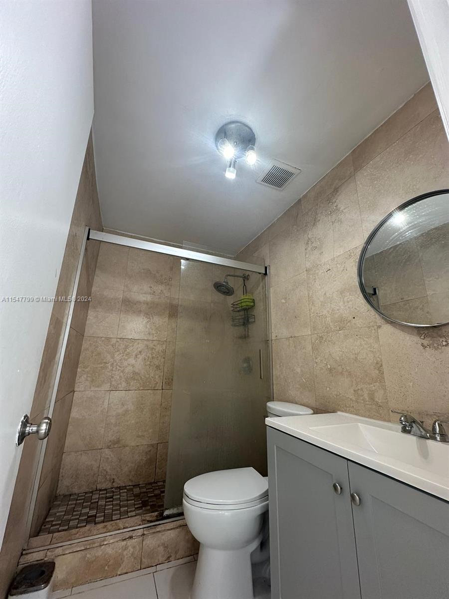 1008 Jefferson Ave 104, Miami Beach, Florida 33139, 2 Bedrooms Bedrooms, ,1 BathroomBathrooms,Residential,For Sale,1008 Jefferson Ave 104,A11547799