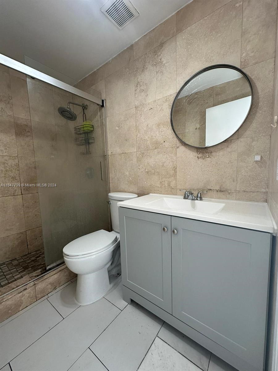 1008 Jefferson Ave 104, Miami Beach, Florida 33139, 2 Bedrooms Bedrooms, ,1 BathroomBathrooms,Residential,For Sale,1008 Jefferson Ave 104,A11547799
