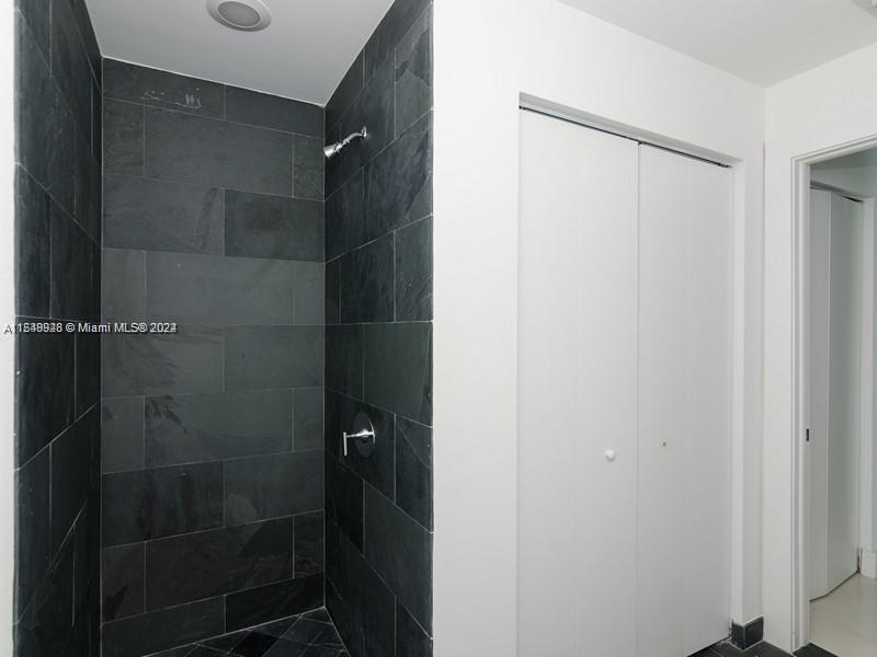 900 Biscayne Blvd 4703, Miami, Florida 33132, 1 Bedroom Bedrooms, ,2 BathroomsBathrooms,Residentiallease,For Rent,900 Biscayne Blvd 4703,A11548928