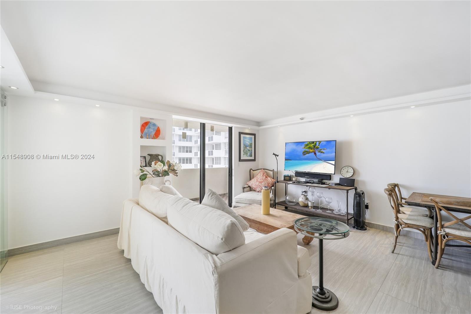 1621 Collins Ave 801, Miami Beach, Florida 33139, 2 Bedrooms Bedrooms, ,2 BathroomsBathrooms,Residentiallease,For Rent,1621 Collins Ave 801,A11548908