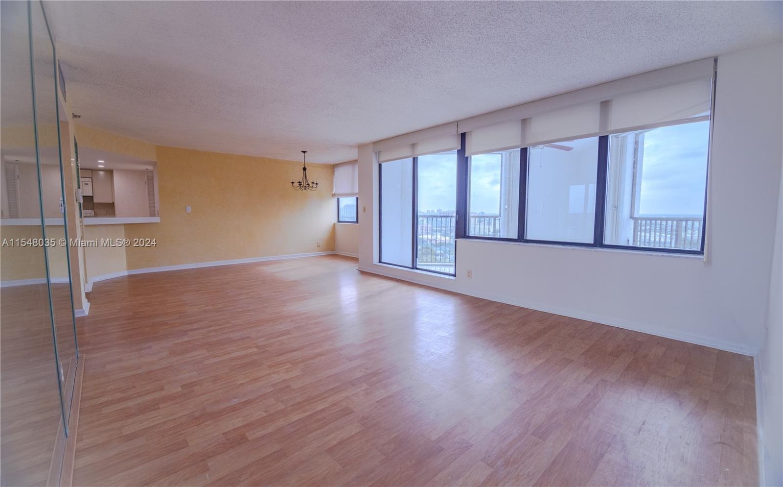 300 Three Islands Blvd 516, Hallandale Beach, Florida 33009, 2 Bedrooms Bedrooms, ,1 BathroomBathrooms,Residential,For Sale,300 Three Islands Blvd 516,A11548035