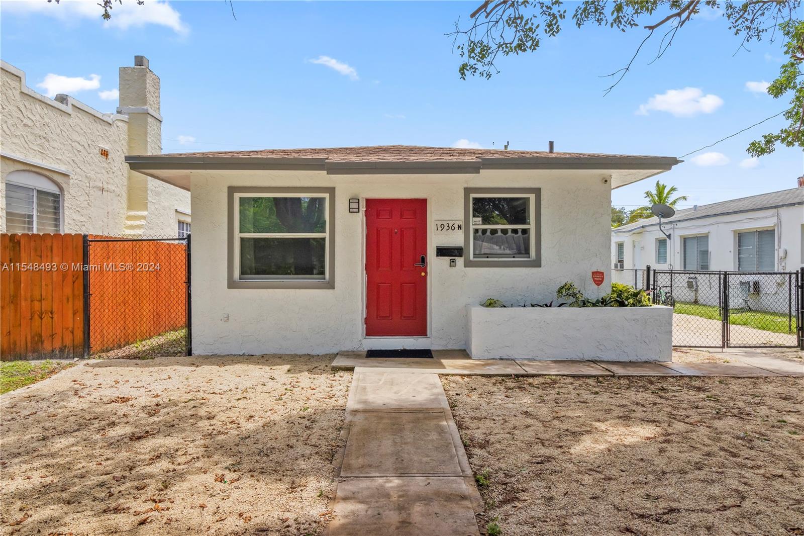 1936 Washington St, Hollywood, Florida 33020, ,Residentialincome,For Sale,1936 Washington St,A11548493
