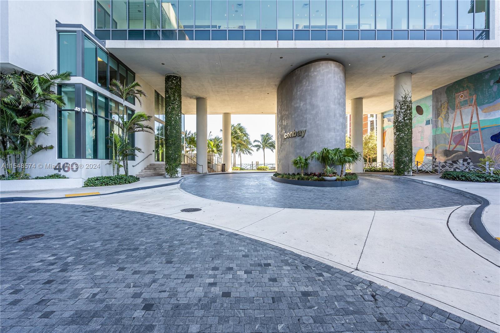 460 NE 28th St 3601, Miami, Florida 33137, 2 Bedrooms Bedrooms, ,2 BathroomsBathrooms,Residential,For Sale,460 NE 28th St 3601,A11548574