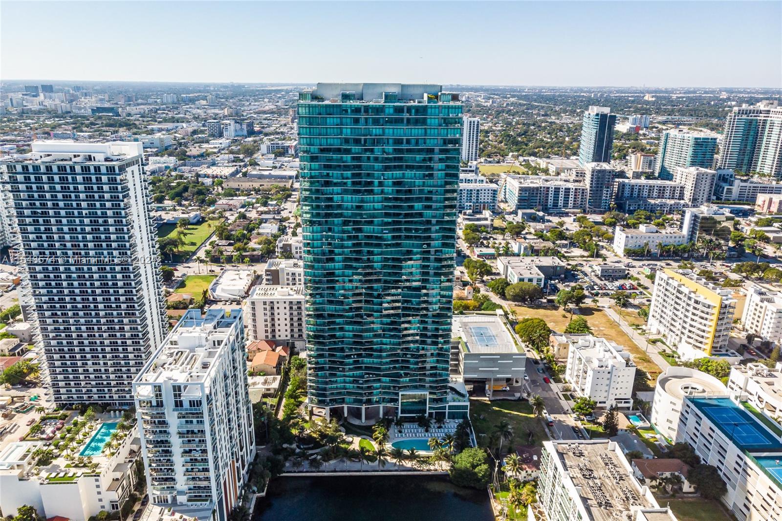 460 NE 28th St 3601, Miami, Florida 33137, 2 Bedrooms Bedrooms, ,2 BathroomsBathrooms,Residential,For Sale,460 NE 28th St 3601,A11548574