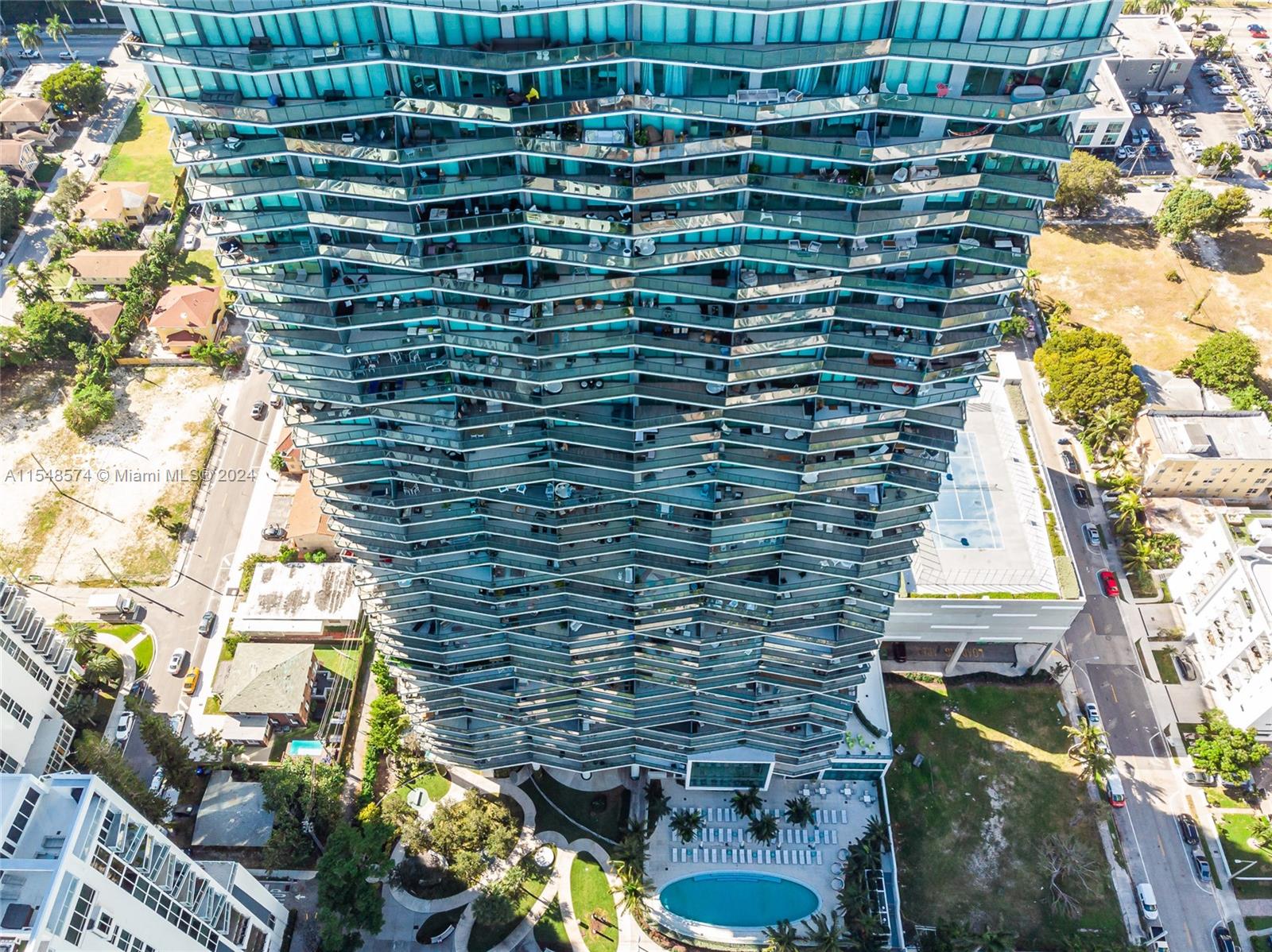 460 NE 28th St 3601, Miami, Florida 33137, 2 Bedrooms Bedrooms, ,2 BathroomsBathrooms,Residential,For Sale,460 NE 28th St 3601,A11548574