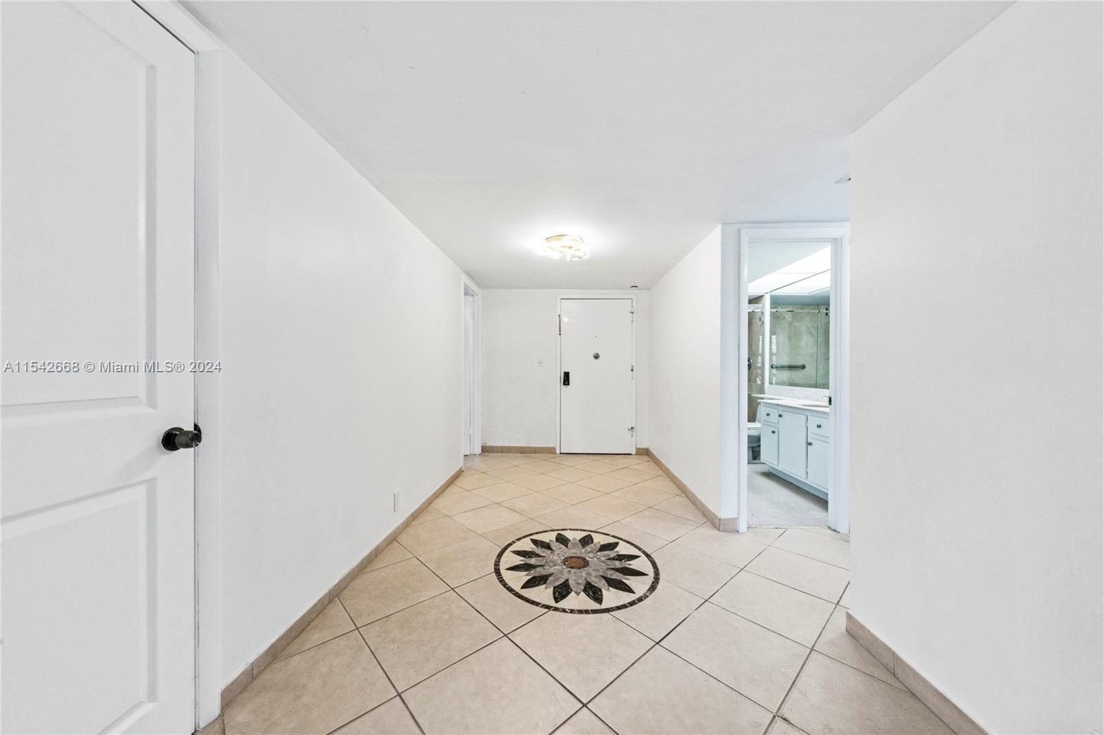 1121 Crandon Blvd, Key Biscayne, FL, 33149 United States, 2 Bedrooms Bedrooms, ,2 BathroomsBathrooms,Residential,For Sale,Crandon Blvd,A11542668