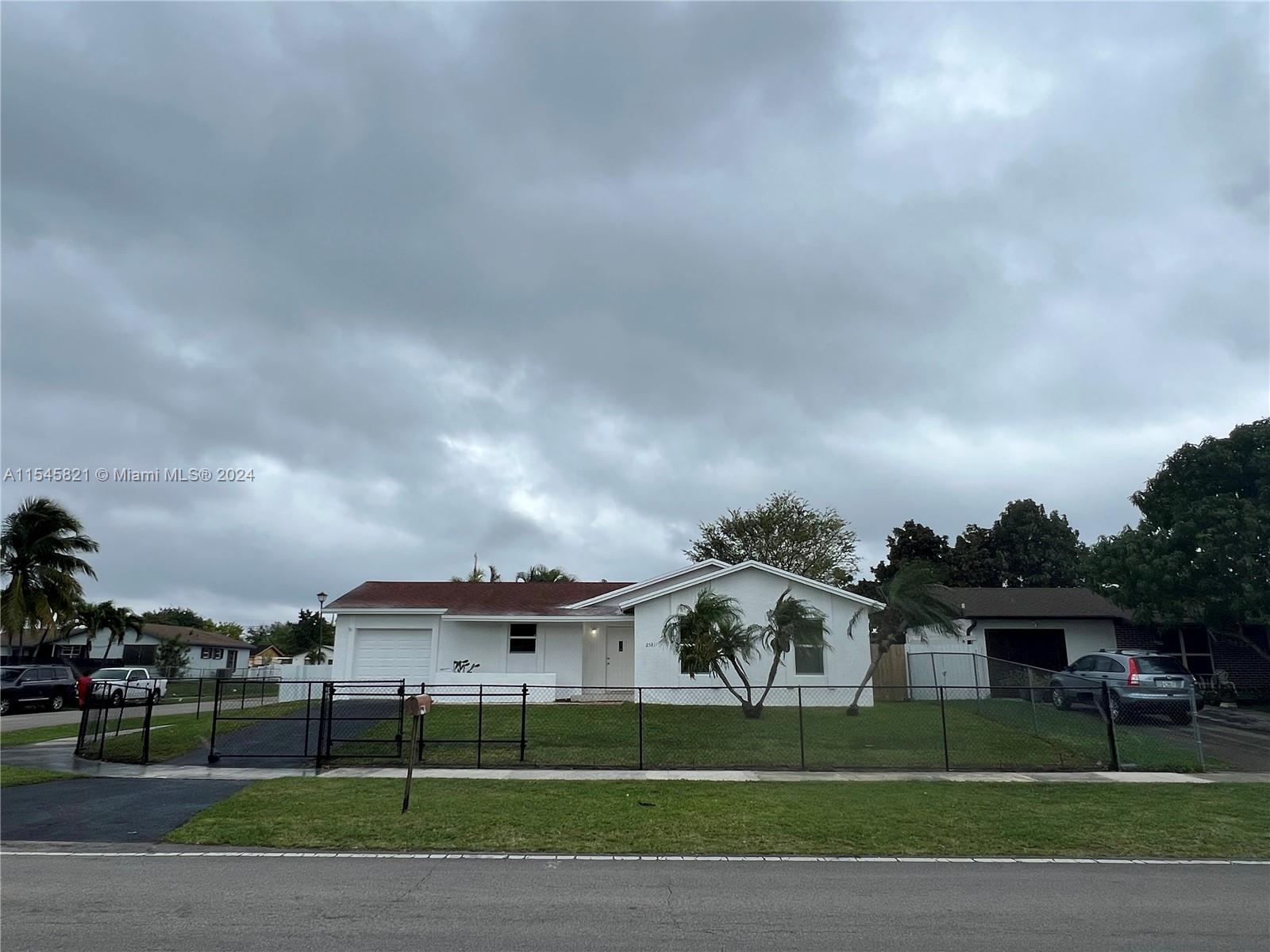 25811 132nd Ave, Homestead, FL, 33032 United States, 3 Bedrooms Bedrooms, ,2 BathroomsBathrooms,Residential,For Sale,132nd Ave,A11545821