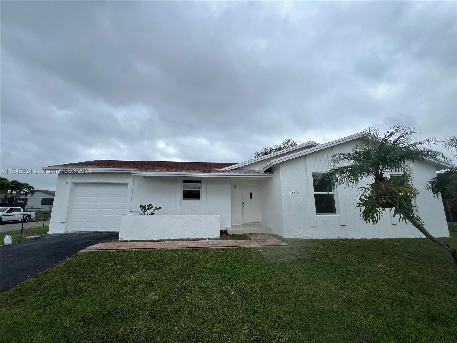 25811 132nd Ave, Homestead, FL, 33032 United States, 3 Bedrooms Bedrooms, ,2 BathroomsBathrooms,Residential,For Sale,132nd Ave,A11545821