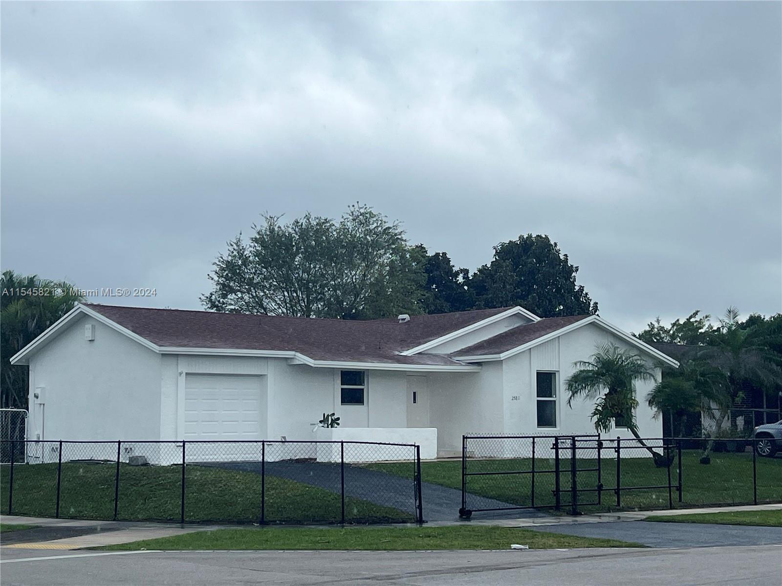 25811 132nd Ave, Homestead, FL, 33032 United States, 3 Bedrooms Bedrooms, ,2 BathroomsBathrooms,Residential,For Sale,132nd Ave,A11545821