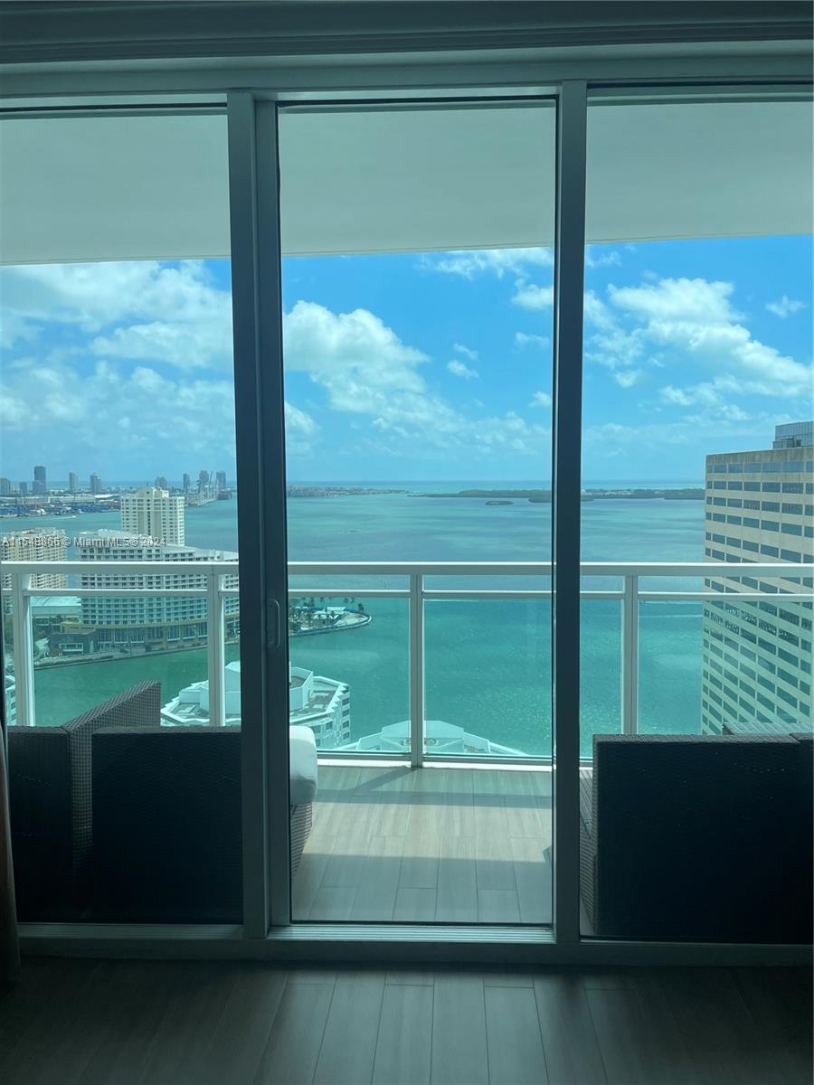 Beautiful fully furnished 2 bed/2 bath with breathtaking water views. Located in the heart of financial district, steps away from fine dining, and shops (Mary Brickell Village and Brickell City Center). The Plaza offers amenities such as 24 hour security and concierge service, 24 hour valet parking, Fitness Center in each tower, 2 infinity edge heated pools, steam room, theater room, Business center, party room, pool table & lounge. Owner is open to renting furnished as well