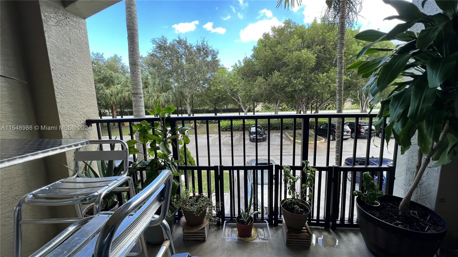 5860 W Sample Rd 207, Coral Springs, FL 33067, 2 Bedrooms Bedrooms, ,2 BathroomsBathrooms,Residential,For Sale,Sample Rd,A11548986